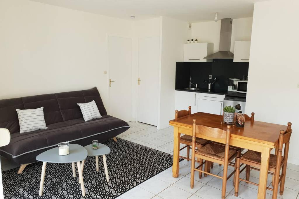Appartement Plage De Trestraou Perros-Guirec Exteriör bild