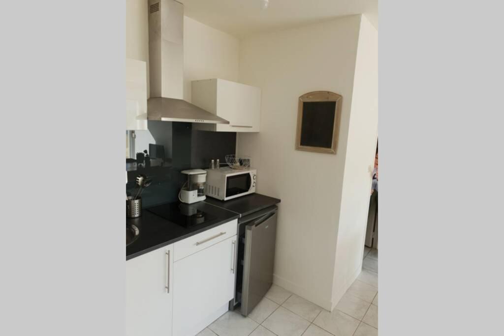 Appartement Plage De Trestraou Perros-Guirec Exteriör bild